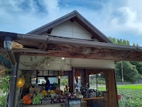 百家農園ちいさな直売所/小窓
