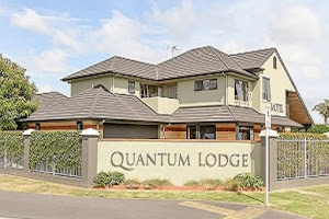 Quantum Lodge Motor Inn