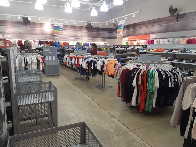 Opiniones de Adidas Outlet Store en Viña del Mar - Tienda de deporte