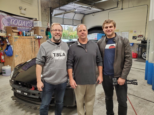 Auto Body Shop «Todays Collision Chelsea», reviews and photos, 99 Everett Ave, Chelsea, MA 02150, USA