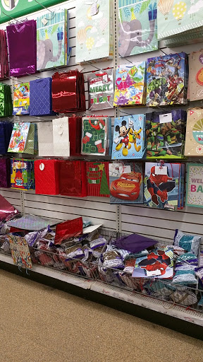 Dollar Store «Dollar Tree», reviews and photos, 330 Connecticut Ave #7, Norwalk, CT 06854, USA