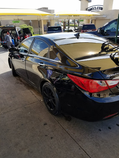 Car Wash «Clean Getaway Car Wash - Broad Street», reviews and photos, 3201 E Broad St, Mansfield, TX 76063, USA