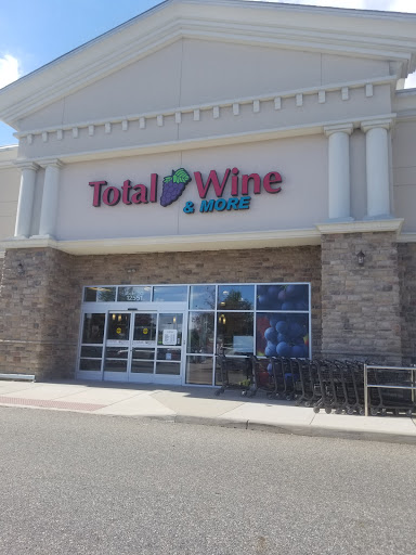 Wine Store «Total Wine & More», reviews and photos, 12551 Jefferson Ave, Newport News, VA 23602, USA