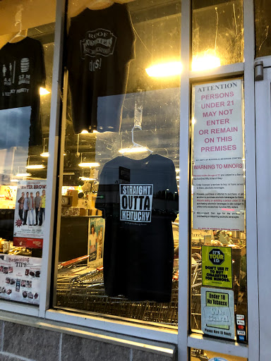 Liquor Store «Roof Brothers Wine & Liquors», reviews and photos, 3145 Park Ave, Paducah, KY 42001, USA