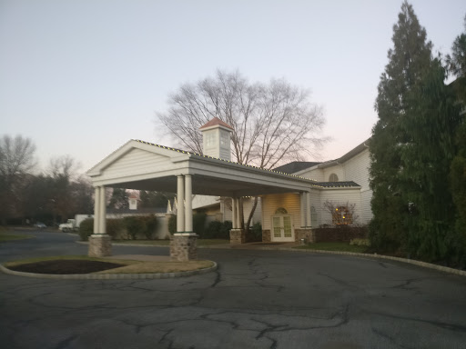 Country Club «The Riverton Country Club», reviews and photos, 1416 Highland Ave, Cinnaminson, NJ 08077, USA