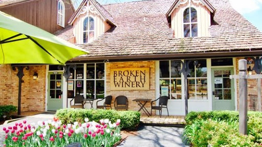 Winery «Broken Earth Winery», reviews and photos, 219 Robert Parker Coffin Rd, Long Grove, IL 60047, USA