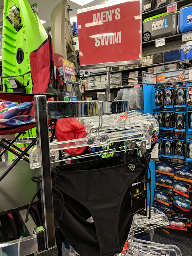 Sporting Goods Store «Big 5 Sporting Goods - McMinnville», reviews and photos, 2525 OR-99W, McMinnville, OR 97128, USA