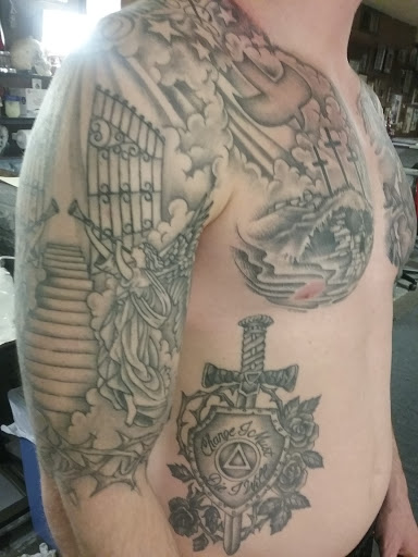 Explore matching father daughter tattoos ideas, creative tattoo ideas in Philadelphia, available at Tattoo Odyssey Inc