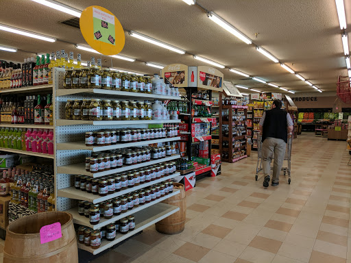 Grocery Store «Dacono Discount Grocery», reviews and photos, 913 Carbondale Dr, Dacono, CO 80514, USA