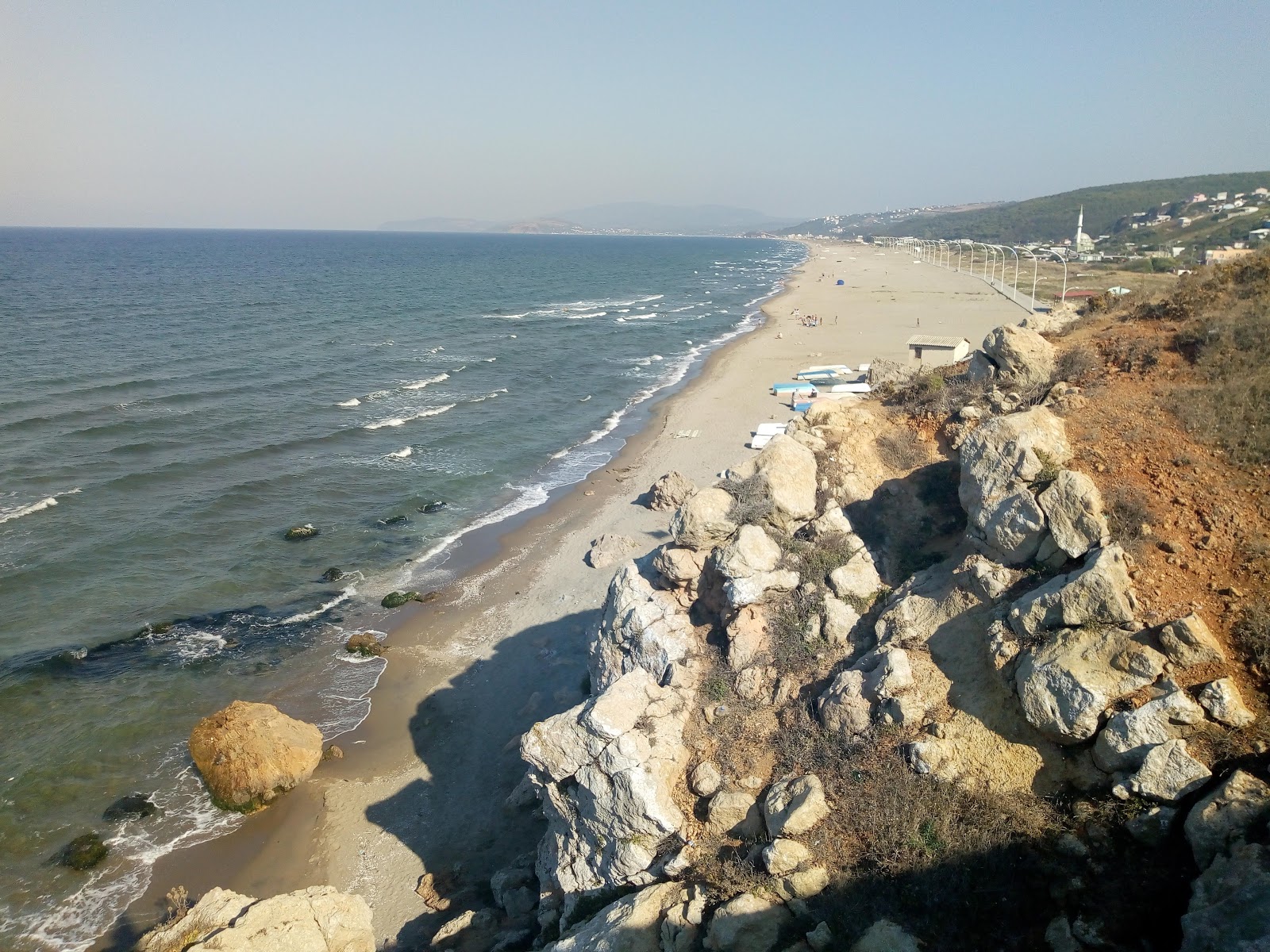 Foto de Mesudiye beach área de comodidades