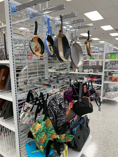 Clothing Store «Ross Dress for Less», reviews and photos, 2660 N Josey Ln, Carrollton, TX 75007, USA