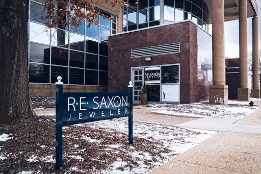 R.E. Saxon Jeweler, 333 Penco Rd, Weirton, WV 26062, USA, 