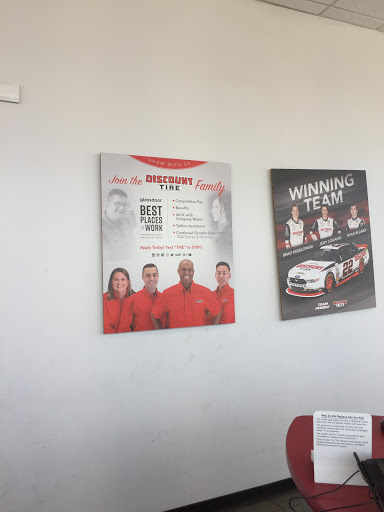 Tire Shop «Discount Tire Store - Greenville, SC», reviews and photos, 1408 Woodruff Rd, Greenville, SC 29607, USA