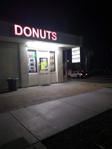 Donut Shop «Rainbow Donuts», reviews and photos, 1432 S Azusa Ave, West Covina, CA 91791, USA