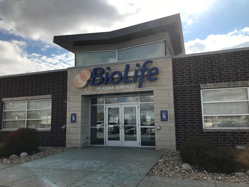 BioLife Plasma Services, 2535 Crossroads Blvd, Waterloo, IA 50702, Blood Donation Center