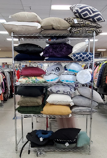 Thrift Store «St Vincent», reviews and photos, 310 Central Ave N, Kent, WA 98032, USA