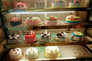 MURLIWALA SWEETS & BAKERS image