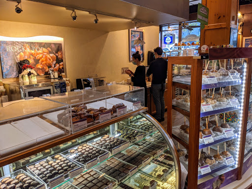 Chocolate Shop «Rocky Mountain Chocolate Factory», reviews and photos, 1419 1st Ave, Seattle, WA 98101, USA