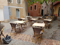 Atmosphère du Restaurant Le Borsalino à Aubagne - n°1