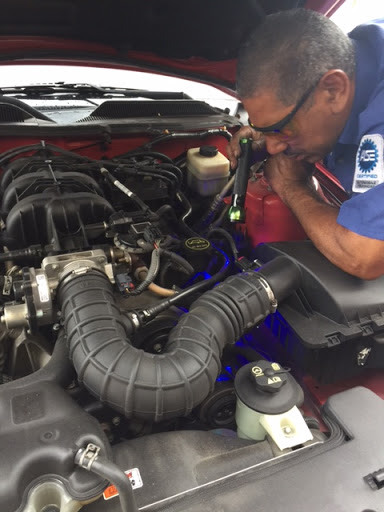 Auto Repair Shop «Reynoso Auto Repair», reviews and photos, 200 W Carroll St, Kissimmee, FL 34741, USA