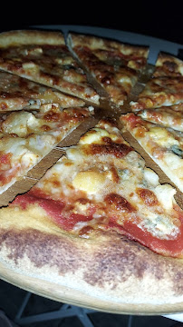 Plats et boissons du Pizzas à emporter La Quintessence Chef Pizzaiolo à Gustavia - n°13