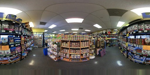 Pet Supply Store «Our Pet World», reviews and photos, 380 Semoran Commerce Pl, Apopka, FL 32703, USA