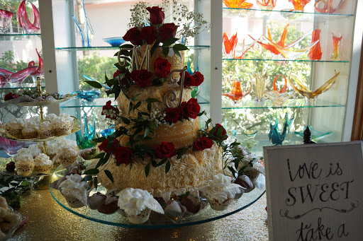 Monsy's Wedding Cakes - Decor