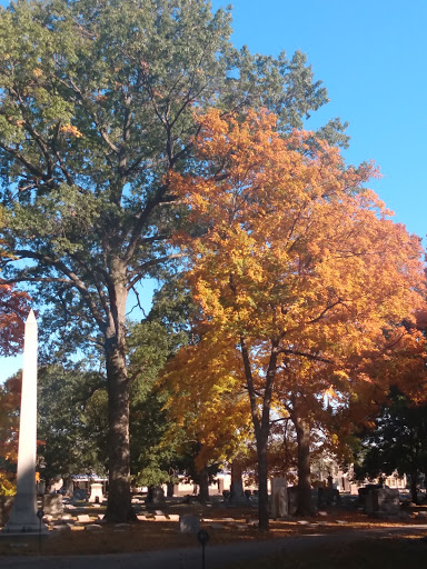 Cemetery «Crown Hill Funeral Home and Cemetery», reviews and photos, 700 38th St, Indianapolis, IN 46208, USA