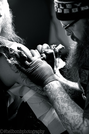 Tattoo Shop «Ironclad Tattoo Gallery», reviews and photos, 194 N 2nd Ave, Saltillo, MS 38866, USA