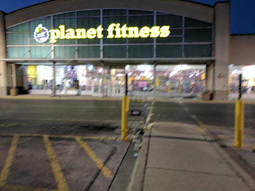 Shopping Mall «Washington Square Mall.», reviews and photos, 4849 W North Ave, Chicago, IL 60639, USA