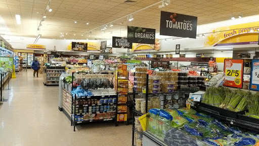 Supermarket «Giant», reviews and photos, 7142 Arlington Rd, Bethesda, MD 20814, USA