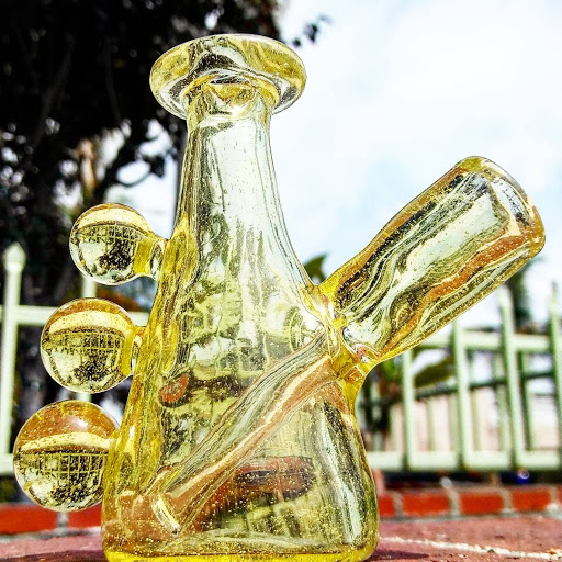 Tobacco Shop «i-nhale Smoke Shop Veteran Owned», reviews and photos, 1055 Redondo Ave, Long Beach, CA 90804, USA