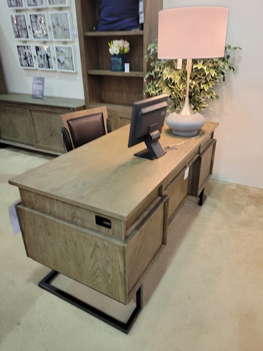 Furniture Store «Value City Furniture», reviews and photos, 3355 Mall Loop Dr, Joliet, IL 60431, USA