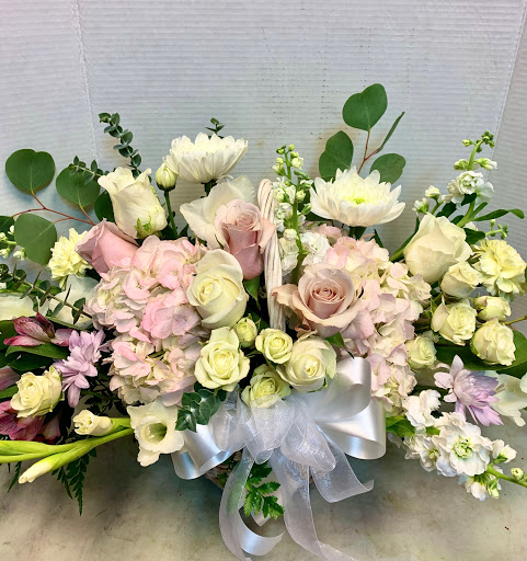 Florist «The Petal Pusher Floral Design», reviews and photos, 6 Elizabeth St, Derby, CT 06418, USA