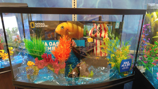 Pet Supply Store «PetSmart», reviews and photos, 144 Retail Commons Pkwy, Martinsburg, WV 25403, USA