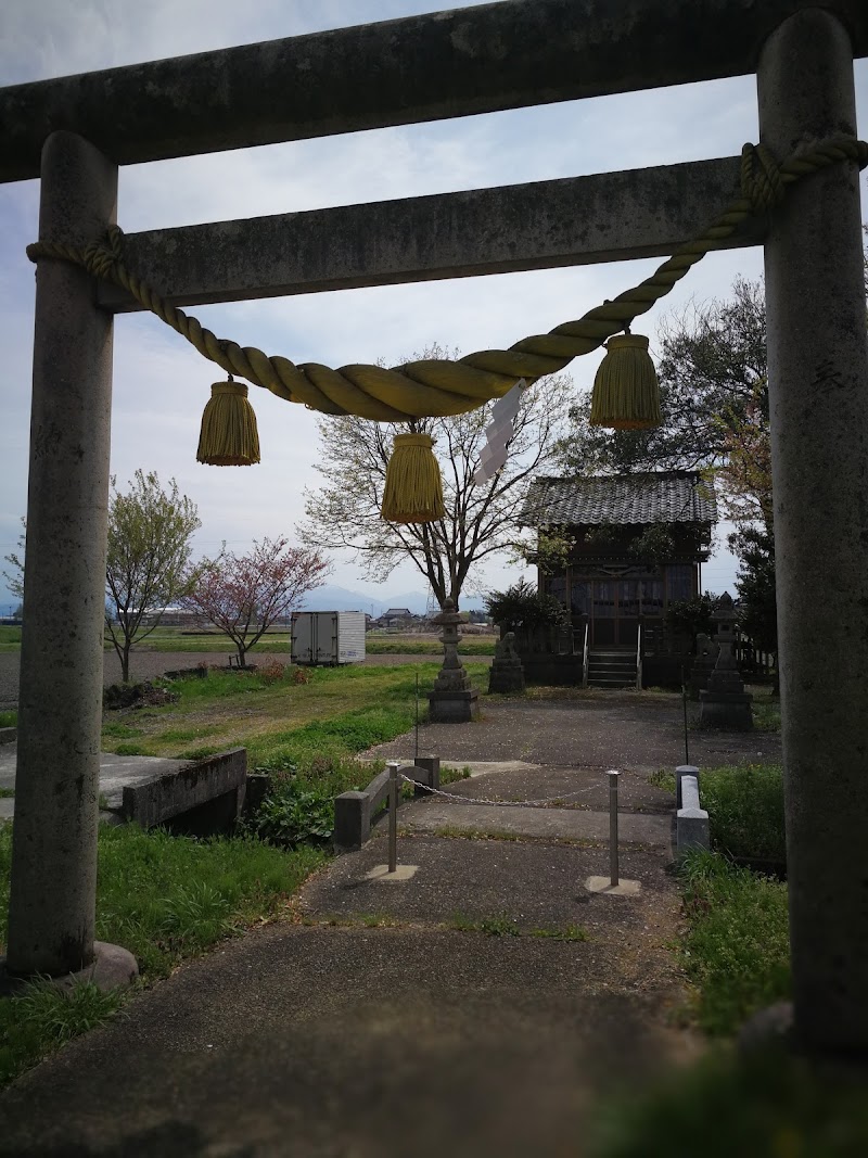小勢護国神社