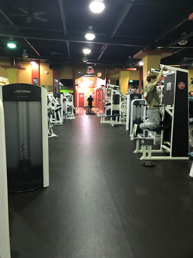 Gym «World Gym», reviews and photos, 323 Bergen Blvd, Fairview, NJ 07022, USA