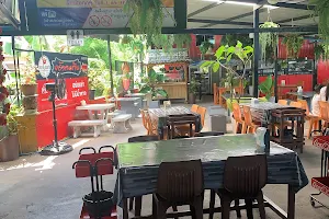 Krua Khanom Jeen Restaurant image