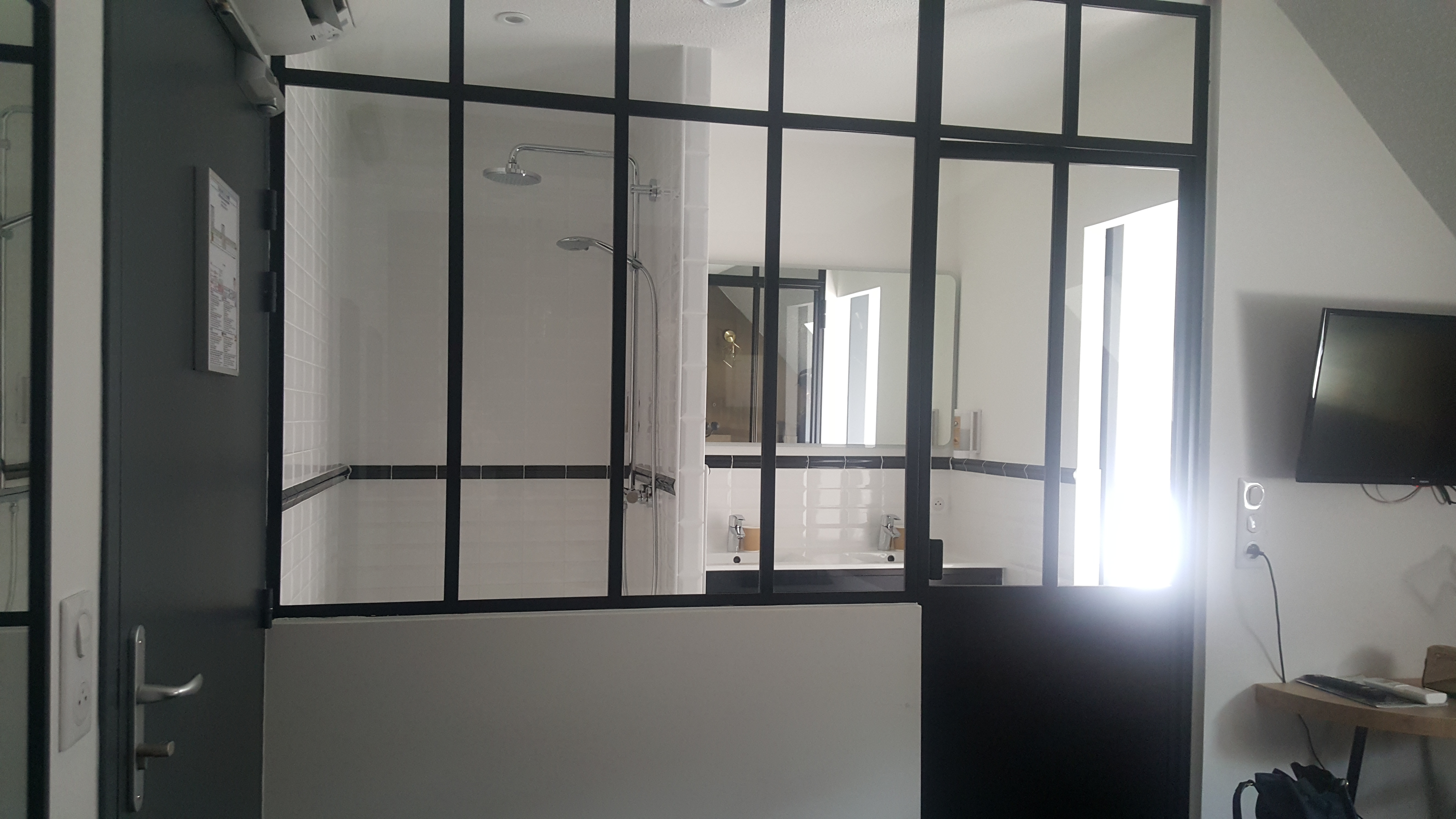 Photo n° 4 de l'avis de Crl.m fait le 27/07/2019 à 13:28