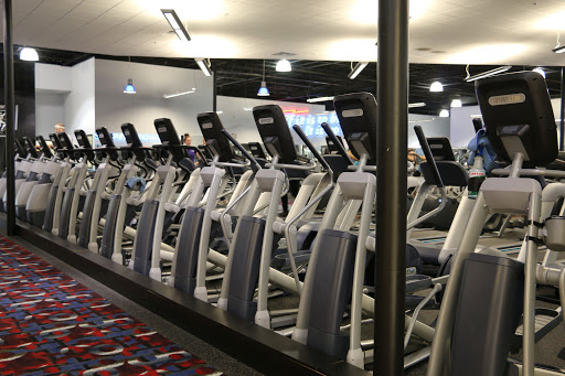 Gym «Genesis Health Clubs - Topeka North», reviews and photos, 2020 NW Topeka Blvd #200, Topeka, KS 66608, USA