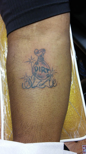 Tattoo Shop «Honeymoon Tattoo», reviews and photos, 10119 Fair Oaks Blvd, Fair Oaks, CA 95628, USA