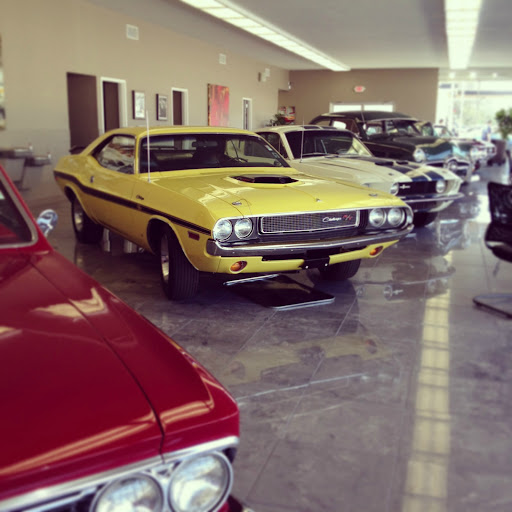 Used Car Dealer «Alexander Automotive of Downtown Franklin», reviews and photos, 305 5th Ave N, Franklin, TN 37064, USA