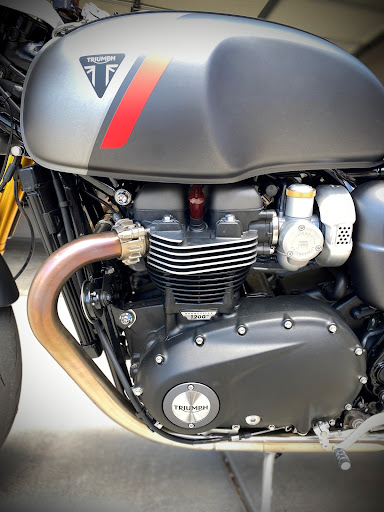 Motorcycle Dealer «Victory Motorcycles of Mesa», reviews and photos, 833 S Country Club Dr, Mesa, AZ 85210, USA