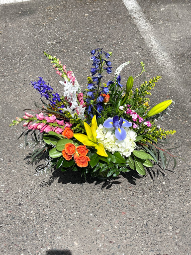 Florist «4 Seasons Florists, Inc», reviews and photos, 117 W Grand Ave, Eau Claire, WI 54703, USA