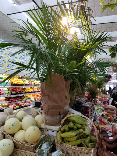 Supermarket «Fine Fare», reviews and photos, 1199 E 233rd St, Bronx, NY 10466, USA