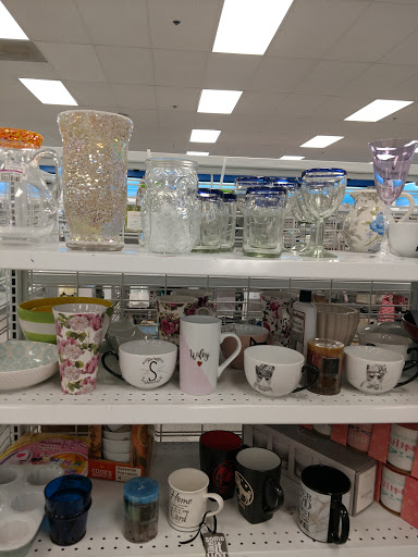 Clothing Store «Ross Dress for Less», reviews and photos, 835 Cortez Rd W, Bradenton, FL 34207, USA