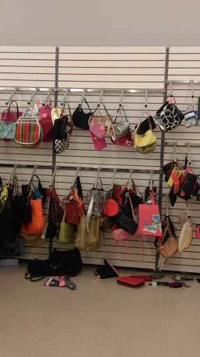 Thrift Store «2nd Ave Value Stores», reviews and photos, 1200 Welsh Rd, North Wales, PA 19454, USA