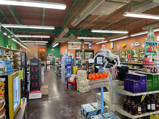 Liquor Store «21st Amendment Wine and Spirits», reviews and photos, 2201 E 62nd St E, Indianapolis, IN 46220, USA