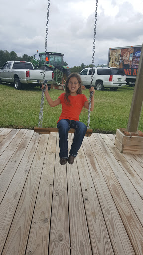 Flea Market «The Hayloft at Port Royal», reviews and photos, 551 Port Royal Rd, Clarksville, TN 37040, USA