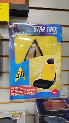 Collectibles Store «Alien Entertainment Store», reviews and photos, 702 S Main St, Lombard, IL 60148, USA